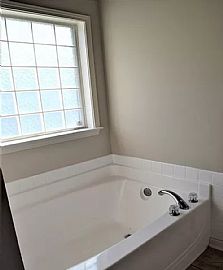 404 Bentmoor Way, Helena, Al 35080 in Helena, AL (Photo 10 of 12)