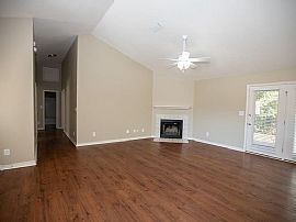 209 Summerfield Ct, Foley, Al 36535 in Foley, AL (Photo 2 of 12)