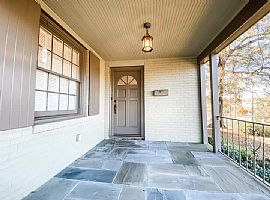 521 Poinciana Dr, Birmingham, Al 35209 in Birmingham, AL (Photo 2 of 12)