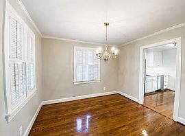 521 Poinciana Dr, Birmingham, Al 35209 in Birmingham, AL (Photo 4 of 12)