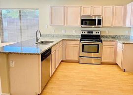 10835 W Louise Dr, Sun City, Az 85373 in Sun City, AZ (Photo 2 of 12)