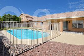 3161 W Genoa Way, Chandler, Az 85226 in Chandler, AZ (Photo 2 of 8)