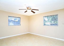 12619 137th Ln, Largo, Fl 33774 in Largo, FL (Photo 8 of 12)