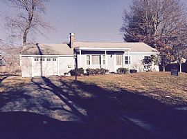 7 Hazelton Rd, Barrington, Ri 02806 in Barrington, RI