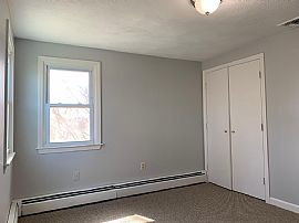 17 Woodcrest Dr, Johnston, Ri 02919 in Johnston, RI (Photo 11 of 12)