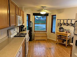 Beautiful Home  in Lake Geneva, WI (Photo 5 of 12)