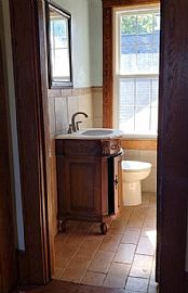 215 Crawford St, Beckley, Wv 25801 in Beckley, WV (Photo 7 of 8)