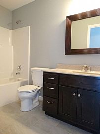 House For Rent in Jefferson City, MO (Photo 4 of 12)