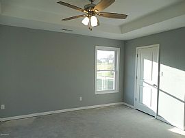 House For Rent in Jefferson City, MO (Photo 7 of 12)