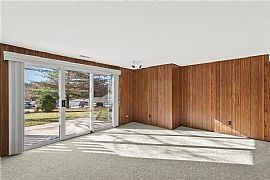 House For Rent in Manchester, MO (Photo 4 of 12)