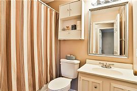 House For Rent in Ballwin, MO (Photo 8 of 12)