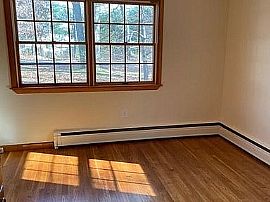 849 Carrs Pond Rd, East Greenwich, Ri 02818 in East Greenwich, RI (Photo 5 of 10)