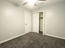 6616 Greenwell St, Pensacola, Fl 32526 in Pensacola, FL (Photo 10 of 12)