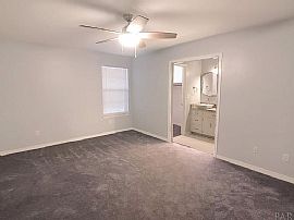 6616 Greenwell St, Pensacola, Fl 32526 in Pensacola, FL (Photo 6 of 12)