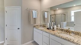 House For Rent in Bradenton, FL (Photo 4 of 11)