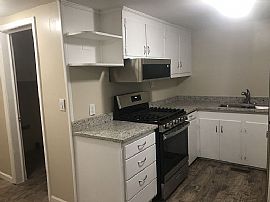 1425 Mount Olive Rd, Gardendale, Al 35071 in Gardendale, AL (Photo 6 of 12)