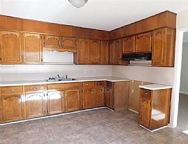 2925 10th Ave N, Bessemer, Al 35020 in Bessemer, AL (Photo 4 of 9)