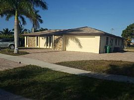 258 Bangsberg Rd Se, Port Charlotte, Fl 33952 in Port Charlotte, FL