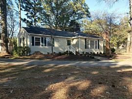 1502 Fairway Dr Se, Decatur, Al 35601 in Decatur, AL