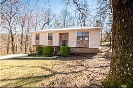 1135 Oak Shadow Cir Ne, Birmingham, Al 35215 in Birmingham, AL