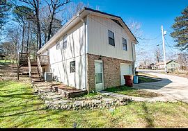 1135 Oak Shadow Cir Ne, Birmingham, Al 35215 in Birmingham, AL (Photo 9 of 12)