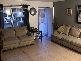 950 S Acacia Ave Nicely Located in a Nice Community  in Rialto, CA (Photo 5 of 5)