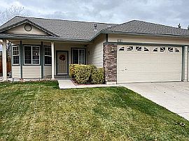 3201 Sky Country Dr, Reno, Nv 89503 in Reno, NV (Photo 2 of 12)