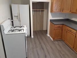 1113 28th St, Huntington, Wv 25705 in Huntington, WV (Photo 7 of 12)