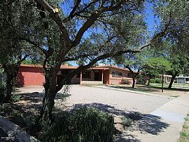 6941 E Luana Dr, Tucson, Az 85710 in Tucson, AZ (Photo 6 of 6)