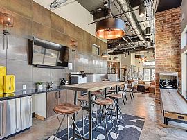 Student Housing  in Sacramento, CA (Photo 9 of 9)