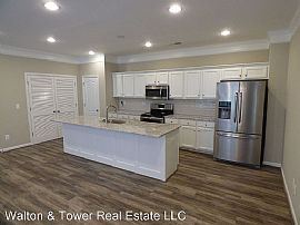 2361 Acton Park Cir, Birmingham, Al 35243 in Birmingham, AL (Photo 3 of 11)