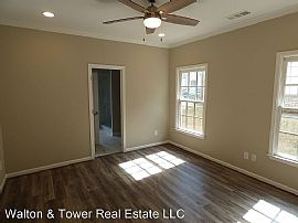 2361 Acton Park Cir, Birmingham, Al 35243 in Birmingham, AL (Photo 6 of 11)