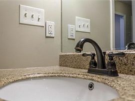 1648 Dobbs Ln, Vestavia Hills, Al 35216 in Vestavia Hills, AL (Photo 7 of 12)