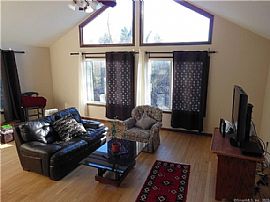 1127 Andrew Mountain Rd, Naugatuck, Ct 06770 in Naugatuck, CT (Photo 8 of 12)