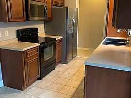 13616 Clay Ct Se, Huntsville, Al 35803 in Huntsville, AL (Photo 3 of 9)