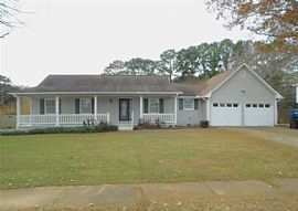 104 Loneoak Dr, Harvest, Al 35749 in Harvest, AL
