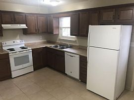 2504 Old Hickory Rd  in Jeffersontown, KY (Photo 2 of 4)