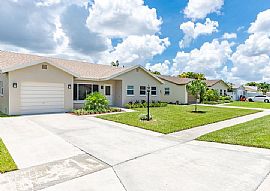 22766 Sw 56th Ave, Boca Raton, Fl 33433 in Boca Raton, FL