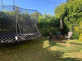 Rent $1400 Deposit $600 Total $2000 Call /text 352 606-5289  Co in Pacific Palisades, CA (Photo 2 of 12)