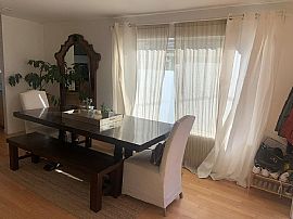 Rent $1400 Deposit $600 Total $2000 Call /text 352 606-5289  Co in Pacific Palisades, CA (Photo 4 of 12)