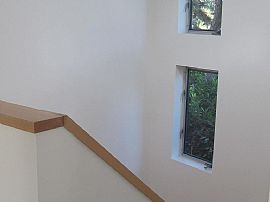 Rent $1400 Deposit $600 Total $2000 Call /text 352 606-5289  Co in Pacific Palisades, CA (Photo 5 of 12)