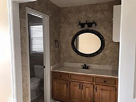 2151 Noel Dr Sw, Huntsville, Al 35803 in Huntsville, AL (Photo 10 of 12)