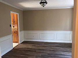 2151 Noel Dr Sw, Huntsville, Al 35803 in Huntsville, AL (Photo 3 of 12)