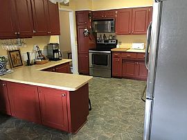 2108 Shades Crest Rd Se, Huntsville, Al 35801 in Huntsville, AL (Photo 3 of 12)