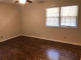 2108 Shades Crest Rd Se, Huntsville, Al 35801 in Huntsville, AL (Photo 6 of 12)