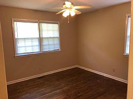 2108 Shades Crest Rd Se, Huntsville, Al 35801 in Huntsville, AL (Photo 7 of 12)