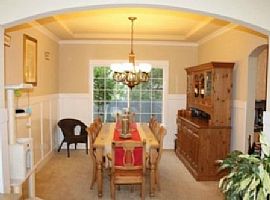 Charming 4 Bedroom Home in Sammamish, WA (Photo 9 of 9)