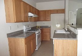 7929 Duneville St, Las Vegas, Nv 89139 in Las Vegas, NV (Photo 4 of 12)