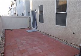 7929 Duneville St, Las Vegas, Nv 89139 in Las Vegas, NV (Photo 6 of 12)