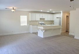 298 Ladies Tee Ct, Las Vegas, Nv 89148 in Las Vegas, NV (Photo 3 of 11)